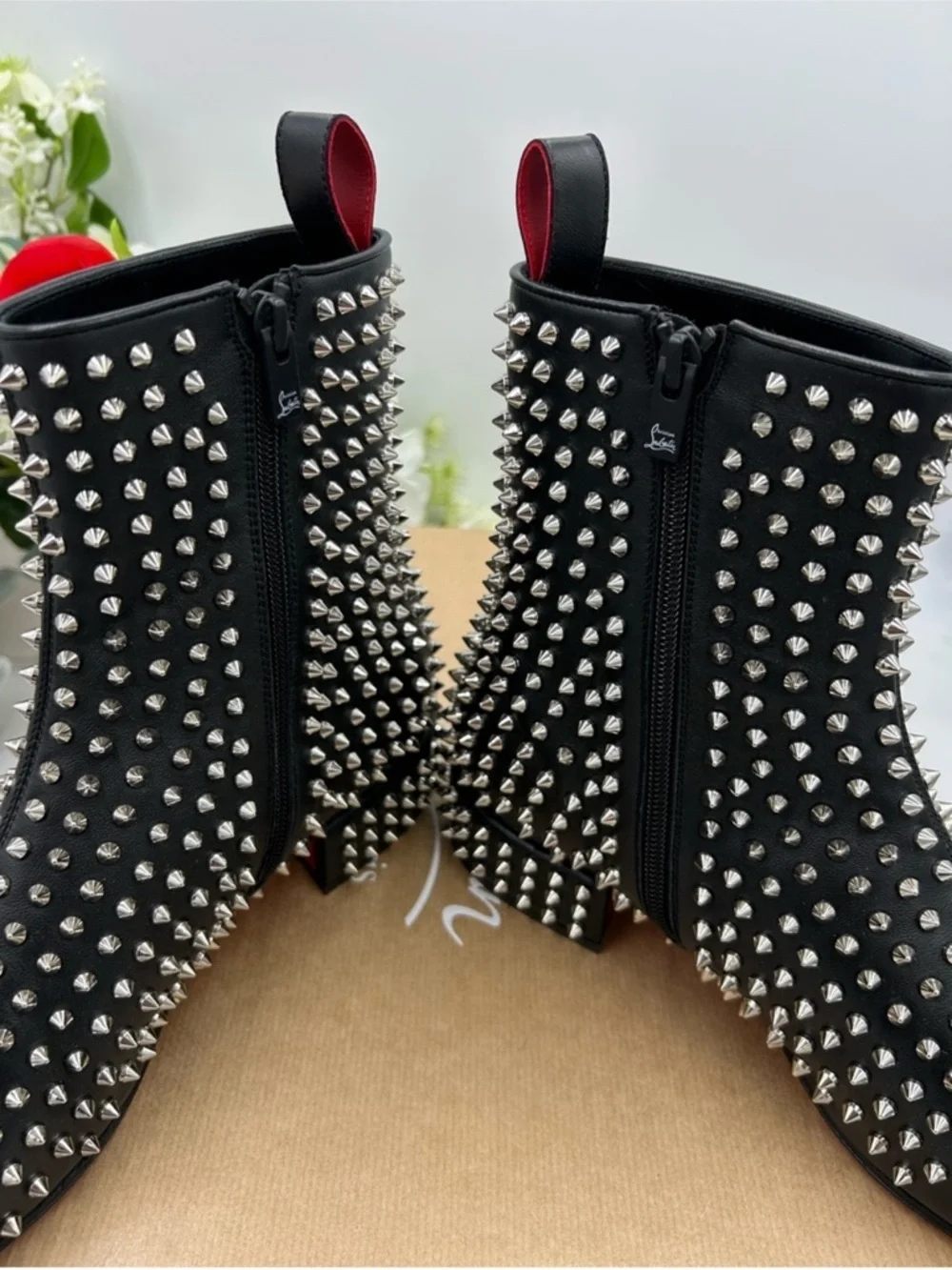 Men’s Christian Louboutin SPIKEASY studded leather ankle boots size 42.5